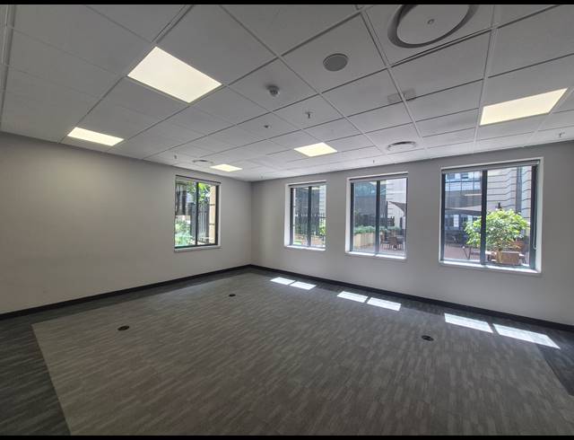 60M² OFFICE TO LET IN SANDTON CENTRAL